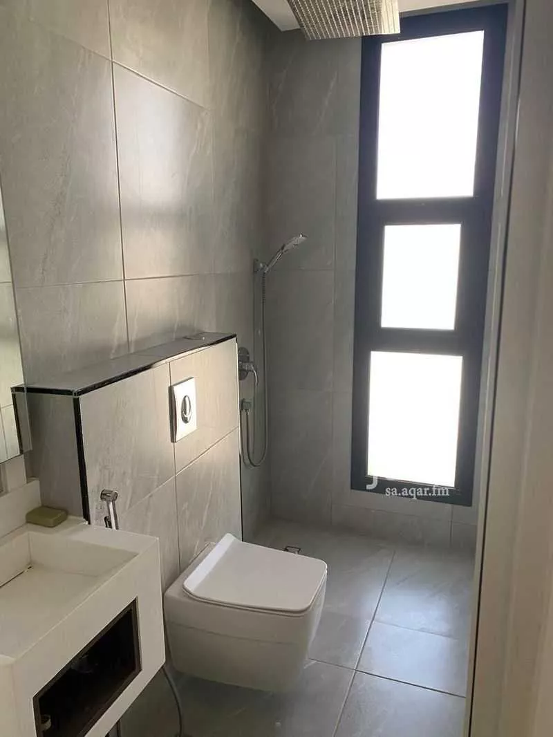 3 bedroom apartment in Al Qairawan 1