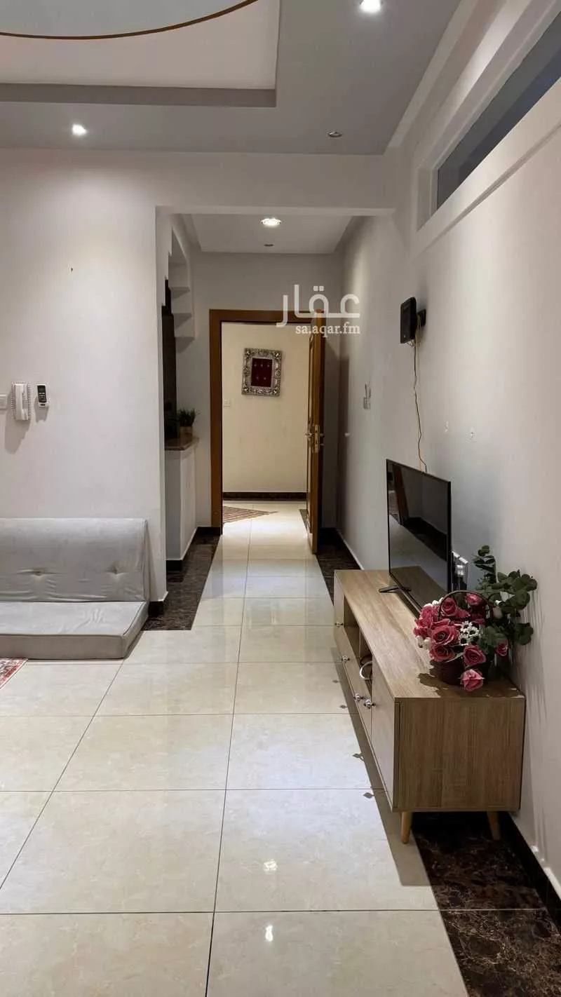 4 bedroom apartment in Al Qairawan, Riyadh 17