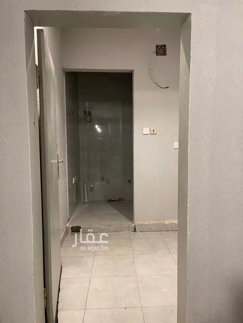 فيلا 7 غرف في العارض 2