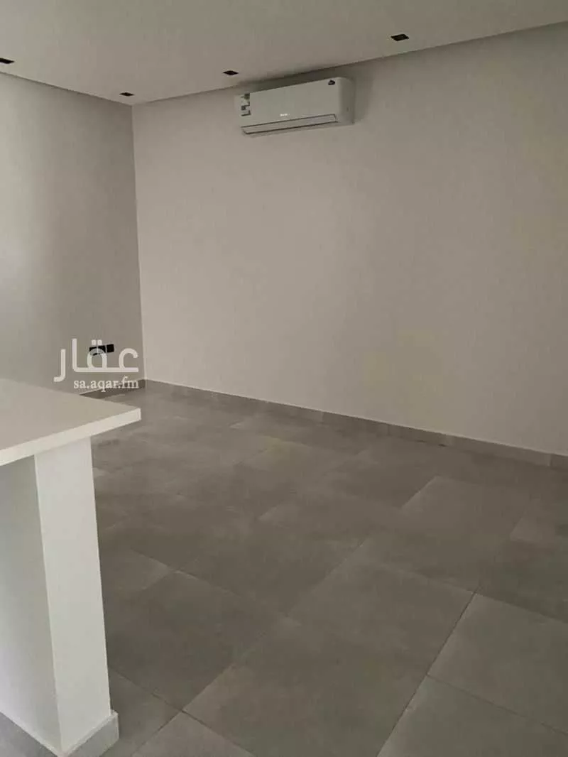 3 bedroom apartment in Al Qairawan 5