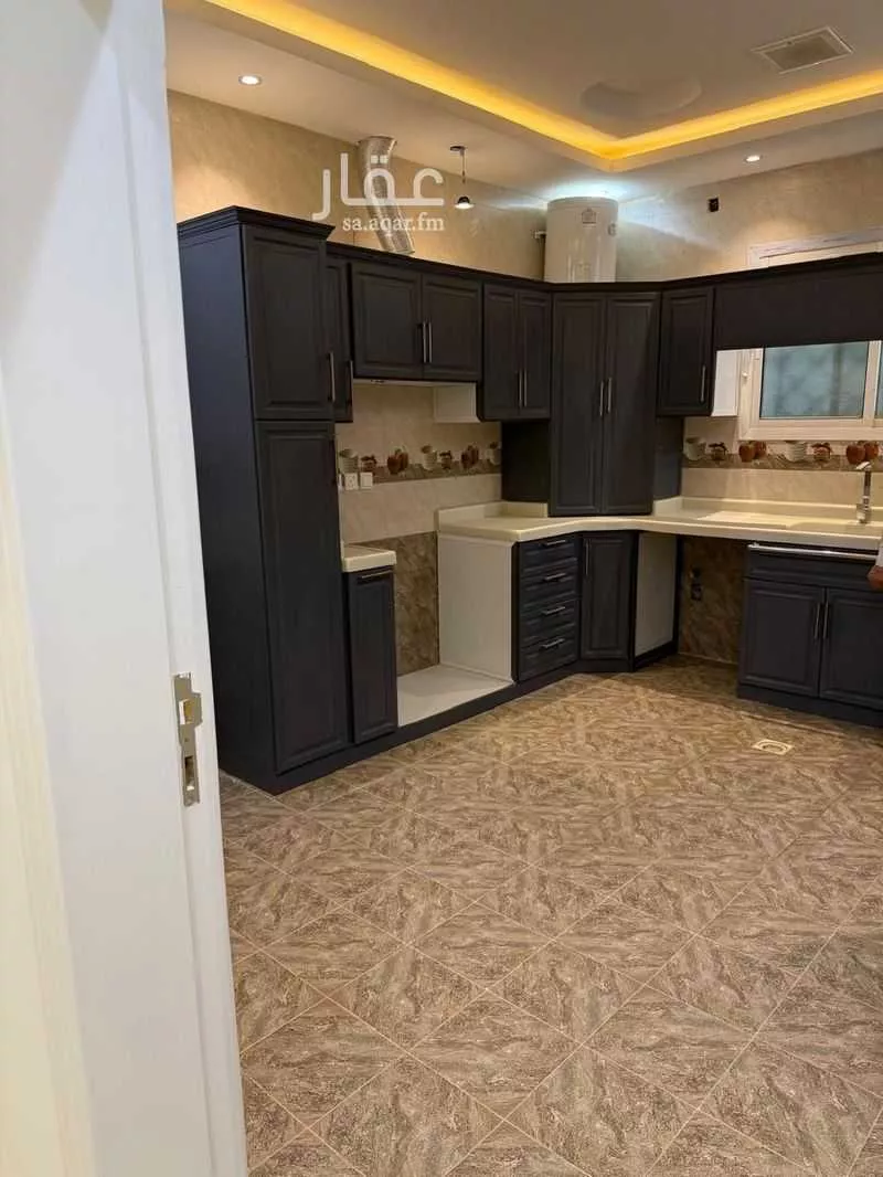 3 bedroom apartment in Al Qairawan, Riyadh 8