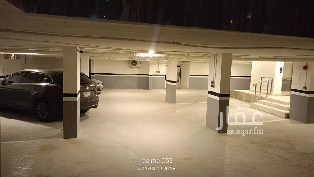 عمارة 900 م² في الضباط 4