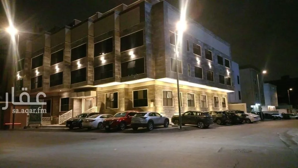 عمارة 900 م² في الضباط 1