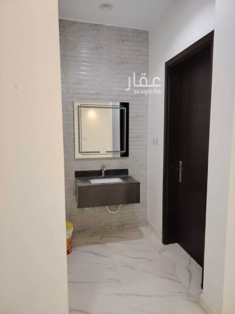 فيلا 8 غرف في الفروسية 3