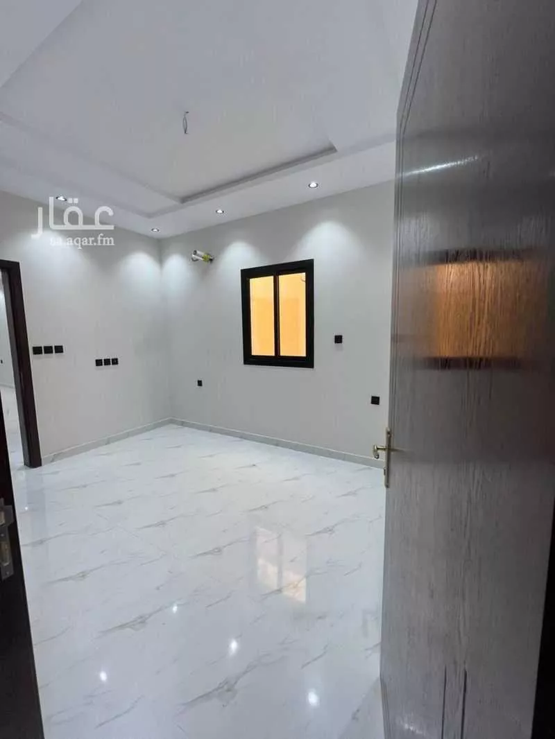 310 sqm building in Al Furusiyah 4