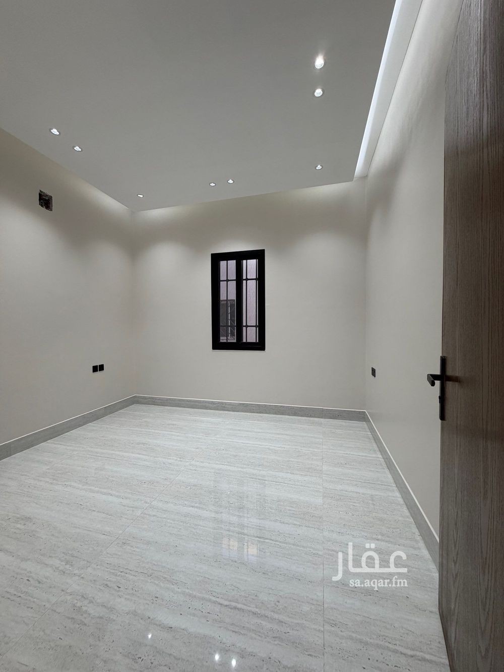 4 bedroom villa in Al Bayan, Riyadh 11