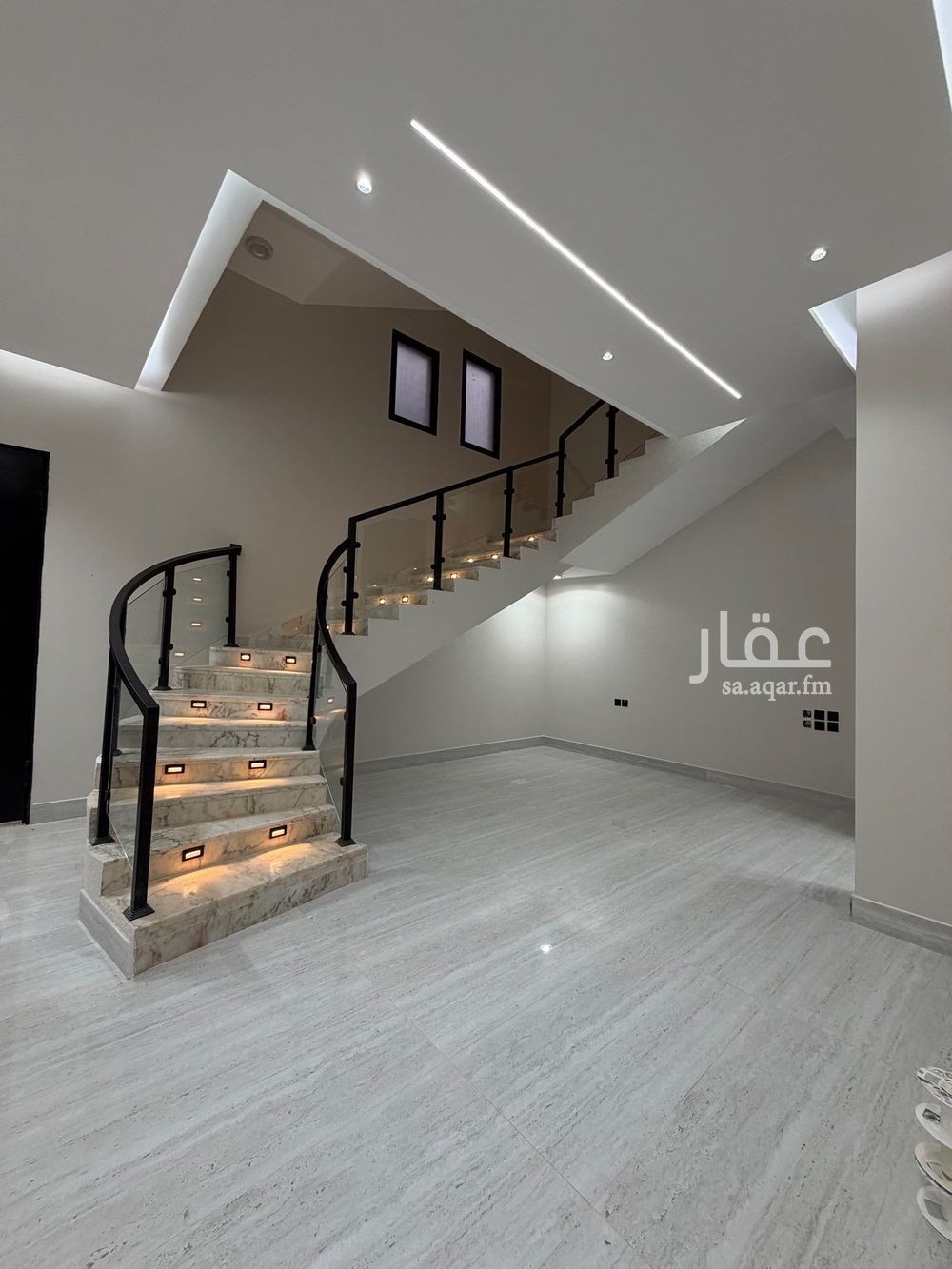 4 bedroom villa in Al Bayan, Riyadh 15