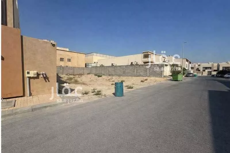 600 sqm land in At Tahliyah 2
