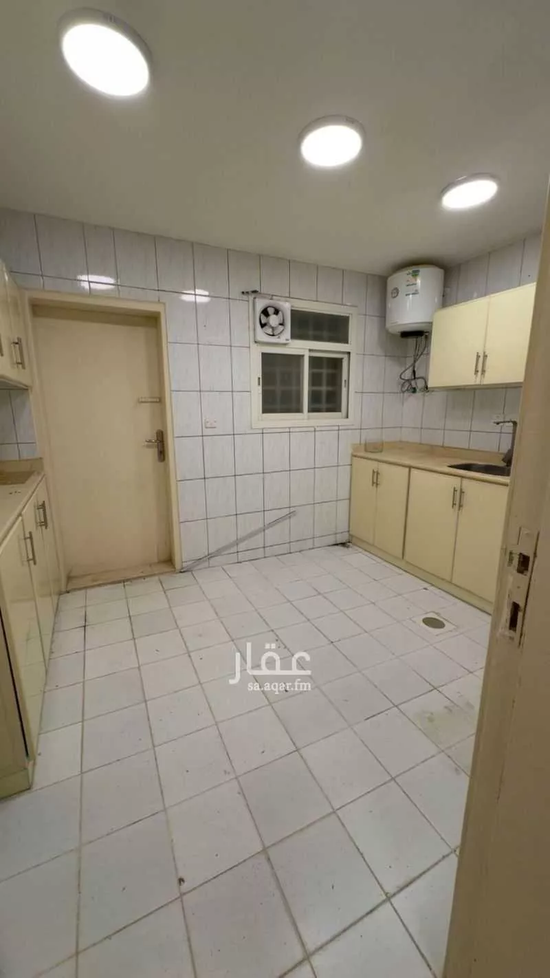2 bedroom apartment in Al Aqiq 3