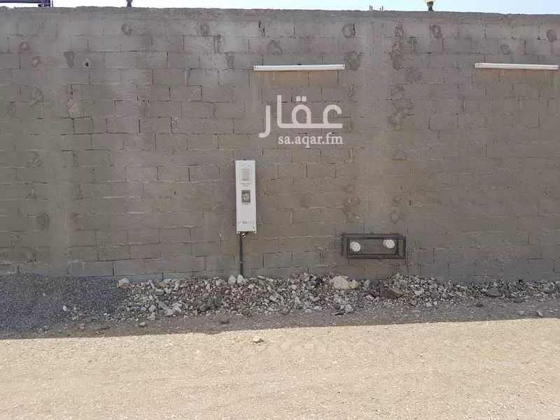 أرض 900 م² في الفروسية 4