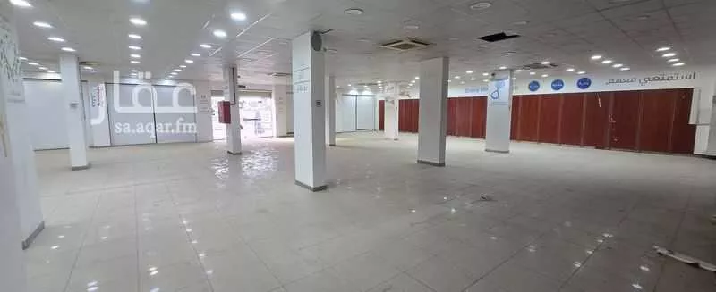 محل 720 م² في ظهرة البديعة 4