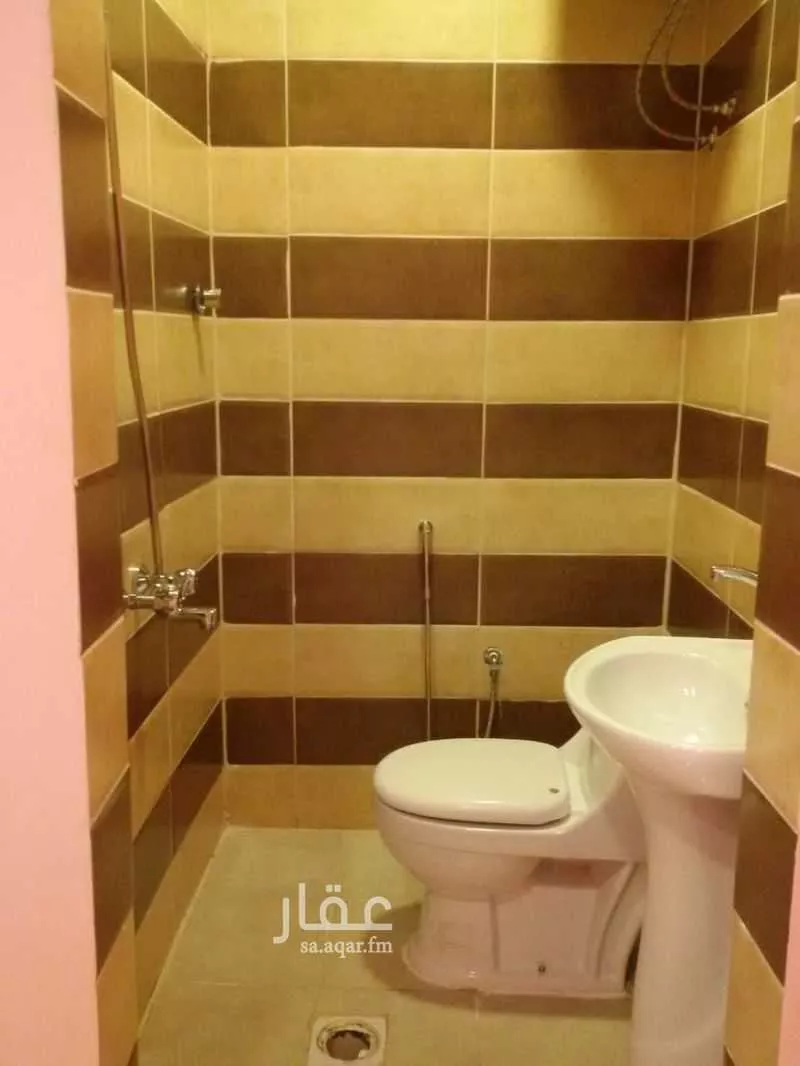 204 sqm building in Al Jaradiyah 5