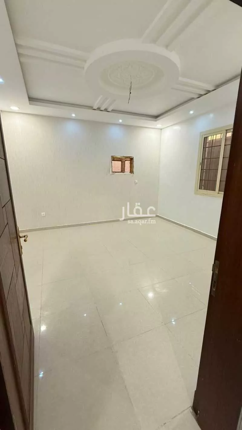 4 bedroom apartment in As Salhiyah 4