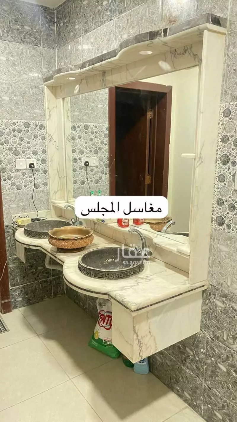 شقة 6 غرف في النور 3