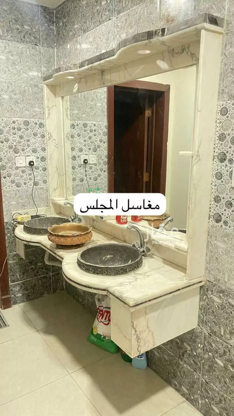 شقة 6 غرف في النور 3