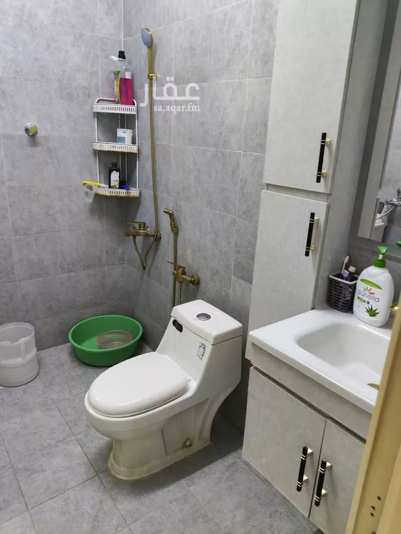 شقة 3 غرف في النظيم 5