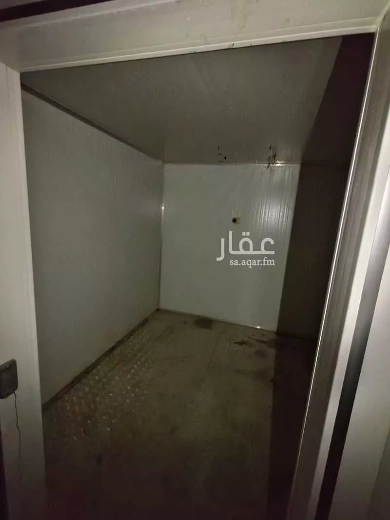 shop in Al Rabie, Riyadh 17