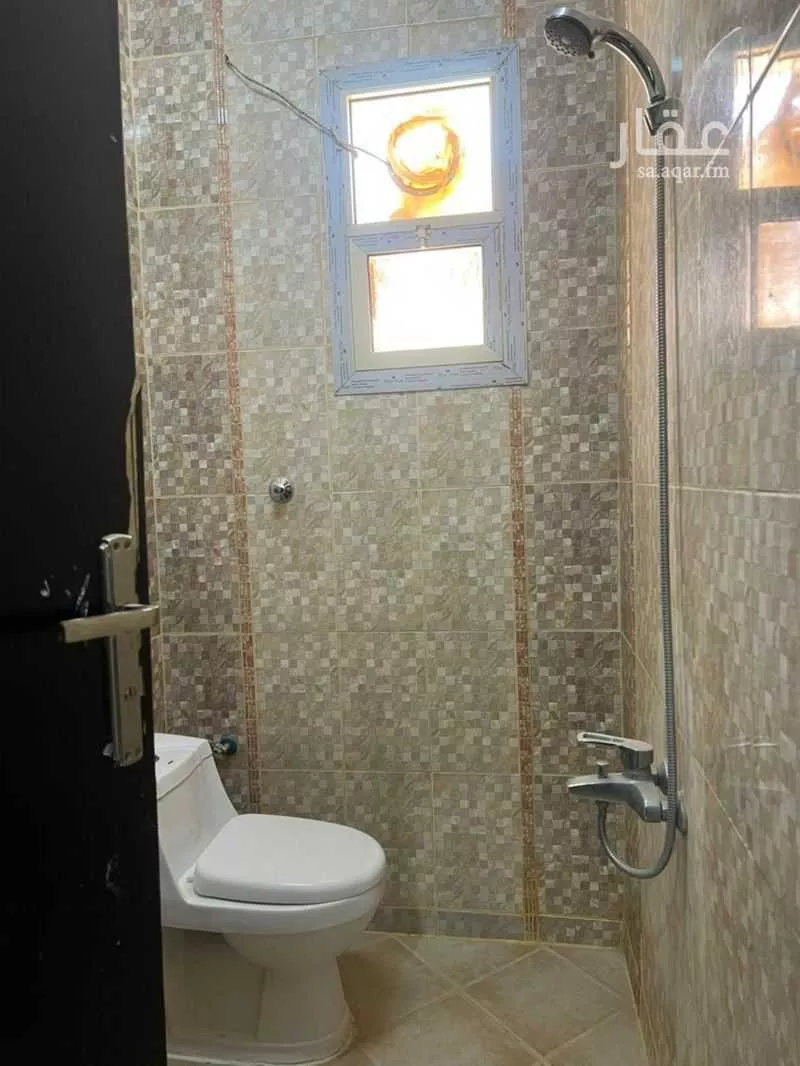 2 bedroom floor in Uhud 4