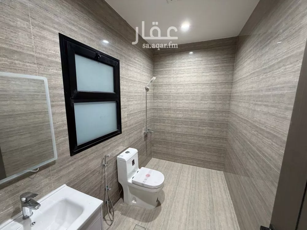 4 bedroom villa in Ash Shulah, Eastern Province 17