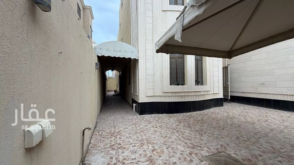 فيلا 4 غرف في الشعلة 4