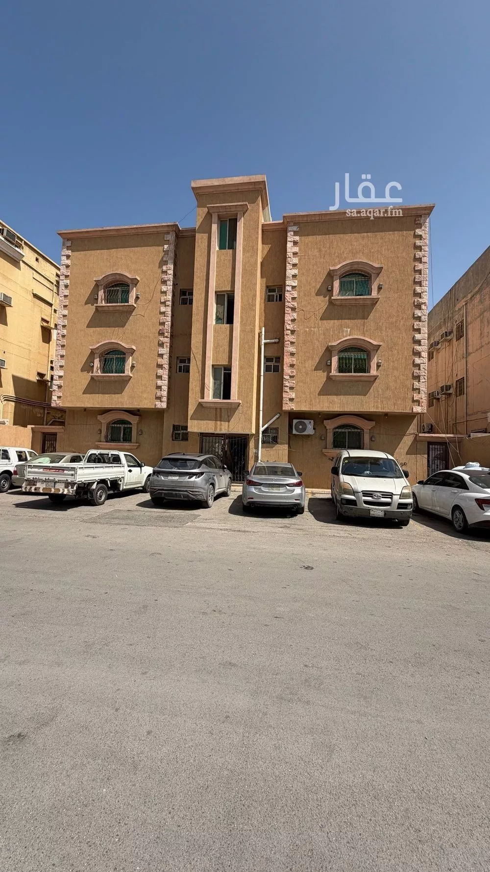 عمارة 519 م² في الزهور 1