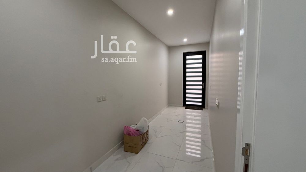 5 bedroom villa in Ash Shulah, Eastern Province 9