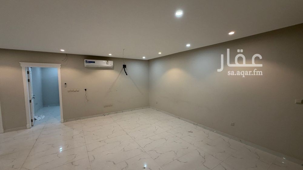 5 bedroom villa in Ash Shulah, Eastern Province 14
