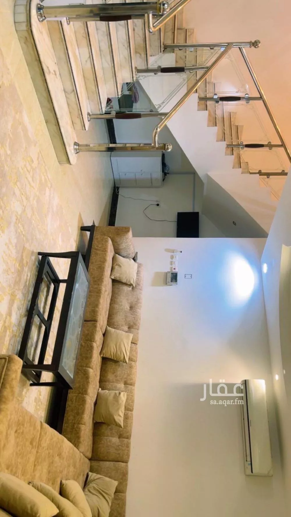 فيلا 9 غرف في المونسية 3