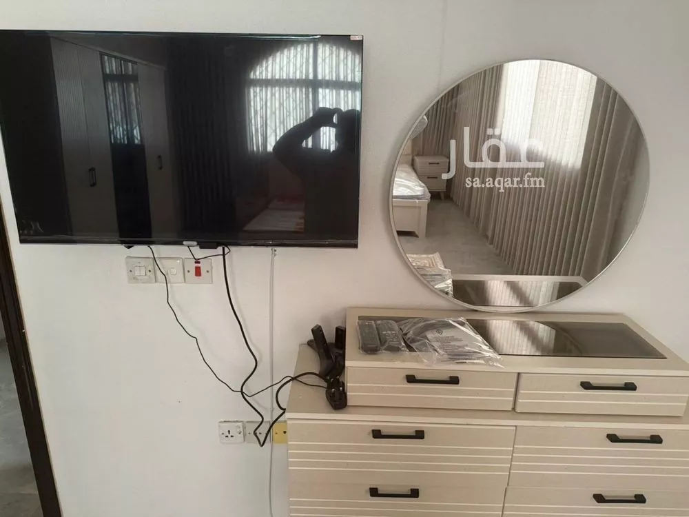 شقة 4 غرف في الريان 4