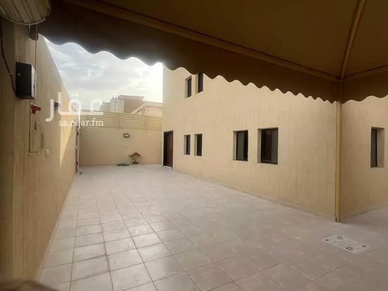 5 bedroom villa in Al Mutamarat, Riyadh 25