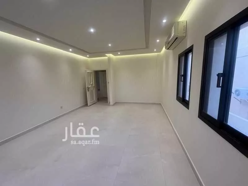 5 bedroom villa in Al Mutamarat, Riyadh 5