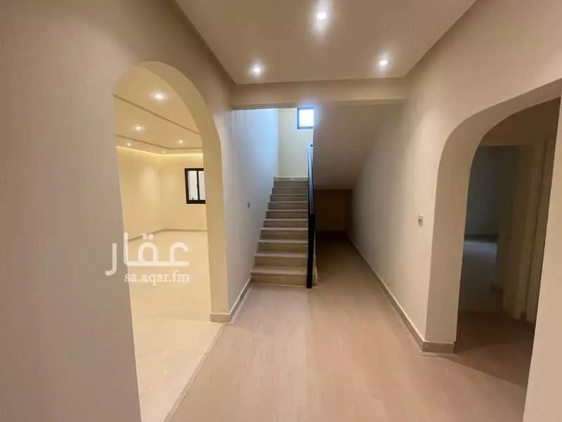 5 bedroom villa in Al Mutamarat, Riyadh 15