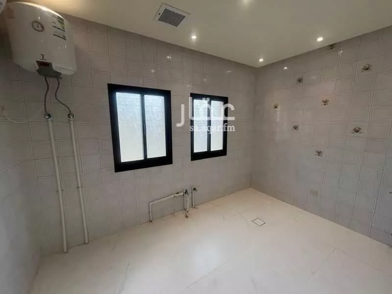 5 bedroom villa in Al Mutamarat, Riyadh 7