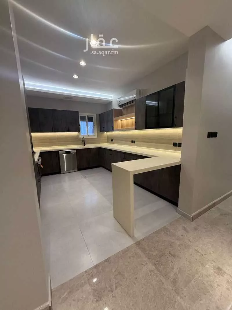 شقة 4 غرف في النهضة 3