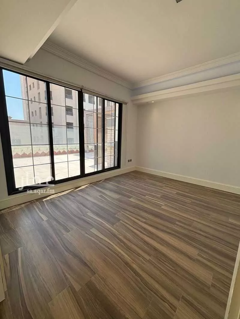 شقة 4 غرف في الروابي 1