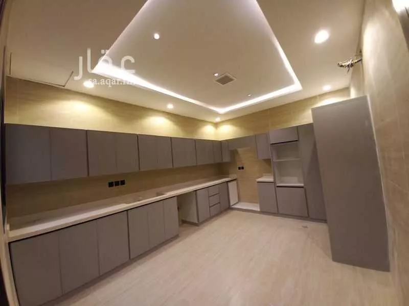 7 bedroom apartment in King Abdul Aziz, Riyadh 6