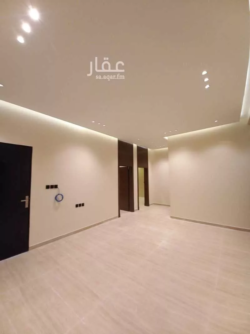 7 bedroom apartment in King Abdul Aziz, Riyadh 8