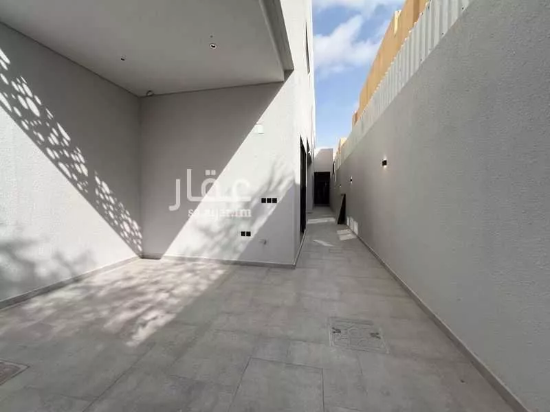 4 bedroom floor in Al Maseef 4