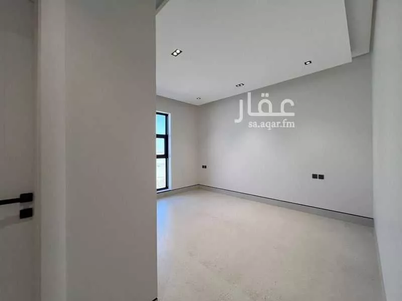4 bedroom villa in Al Qairawan, Riyadh 18