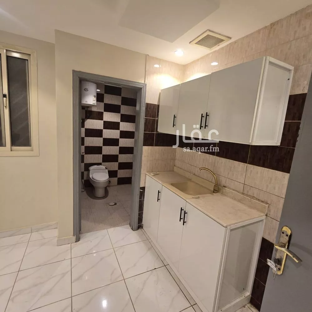 1 bedroom apartment in Granada 3