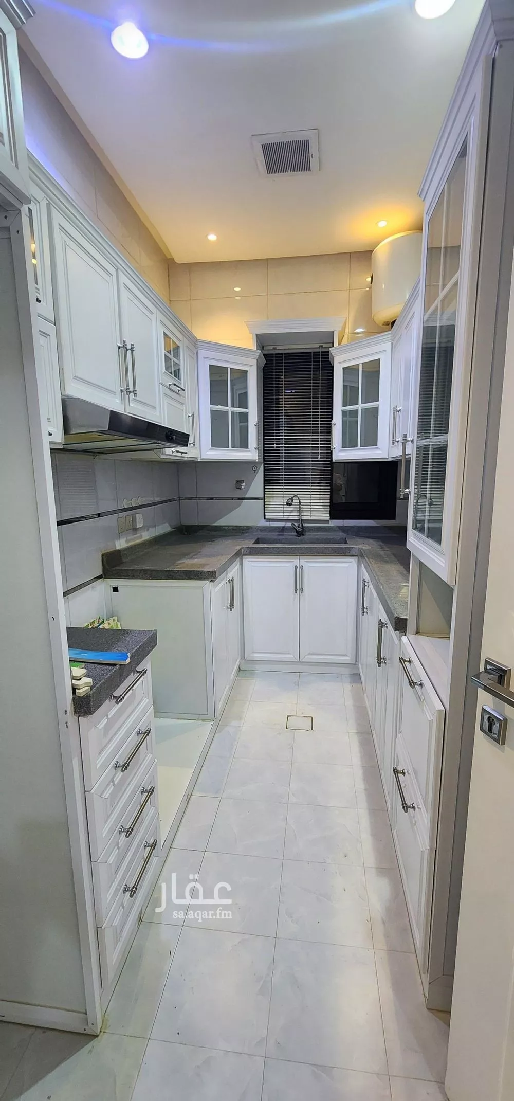 دور 3 غرف في الملقا 5