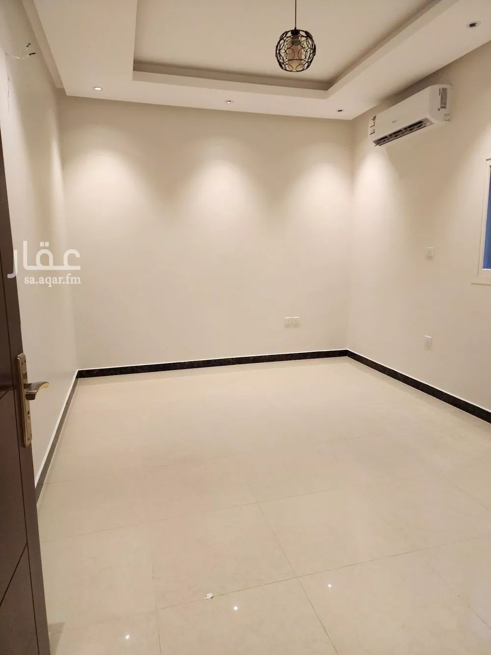 3 bedroom apartment in Hittin 4