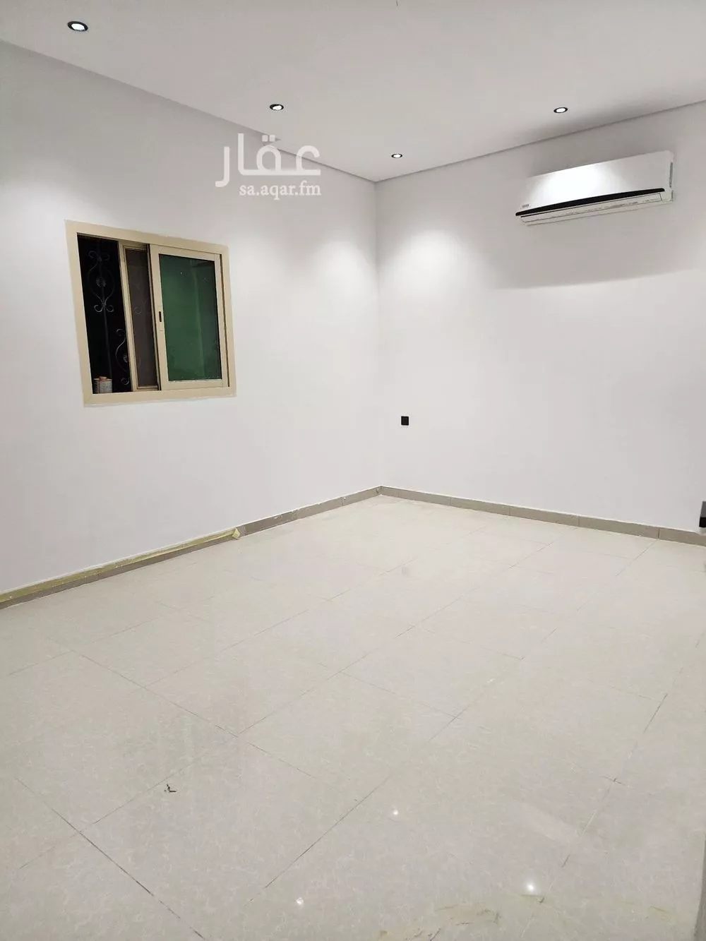 دور 4 غرف في الملقا 5