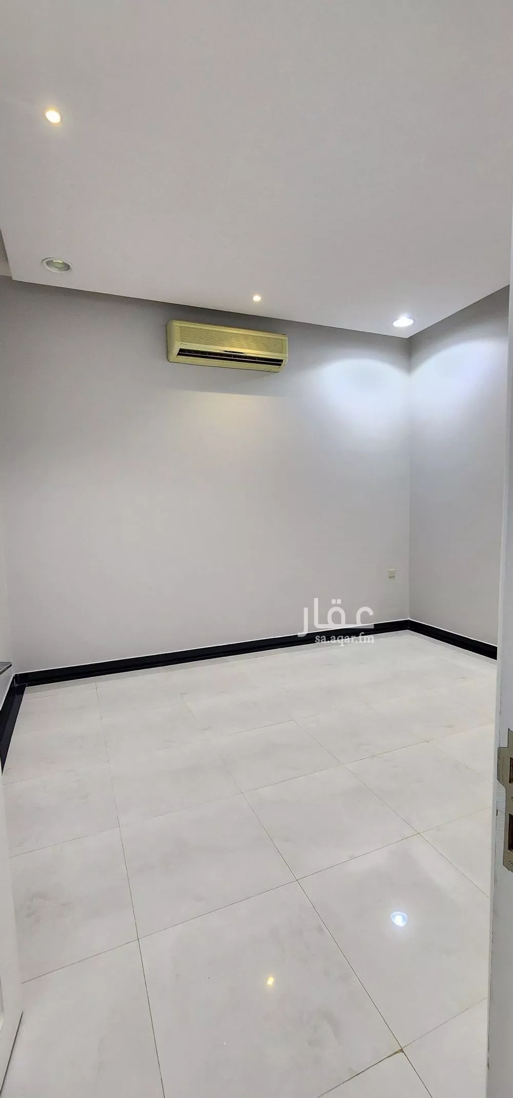 دور 3 غرف في الملقا 4