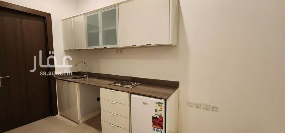 شقة 1 غرف في النرجس 4