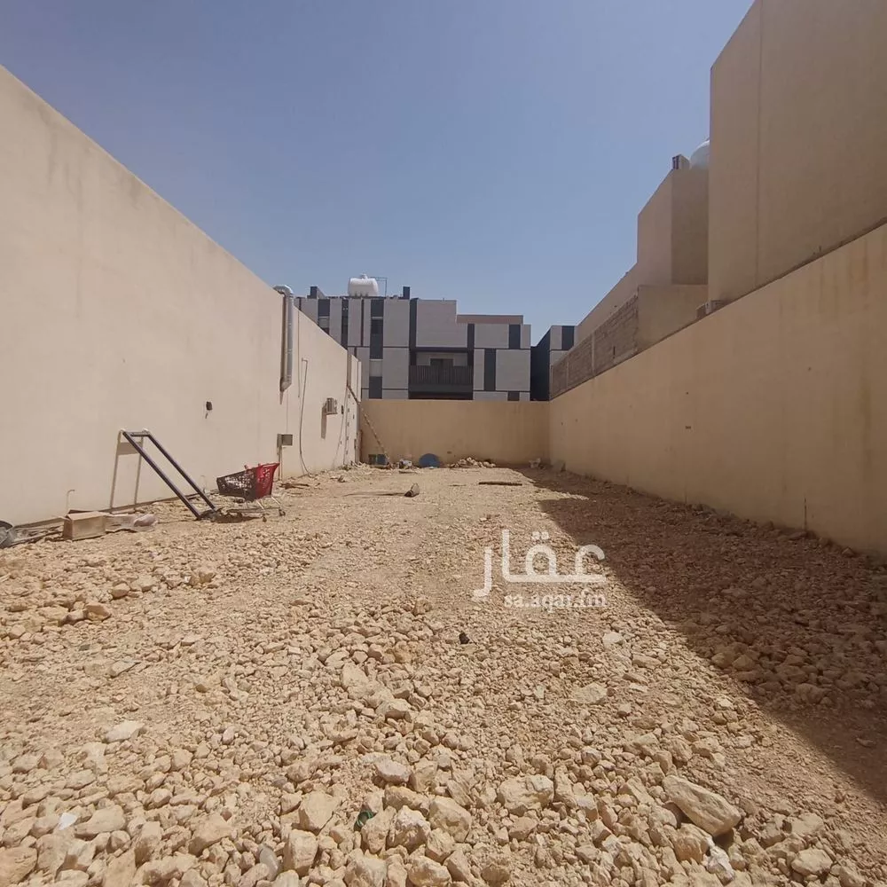1050 sqm land in Al Narjis 2