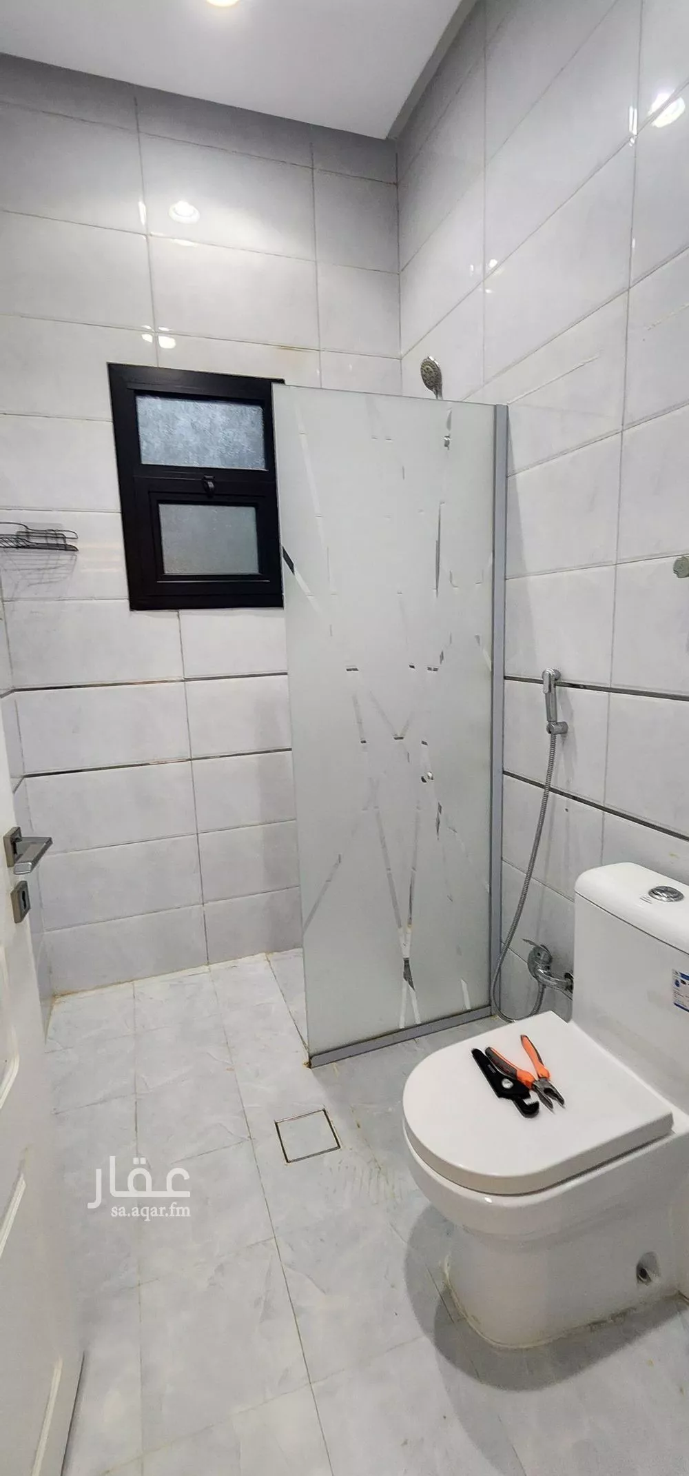 دور 3 غرف في الملقا 3