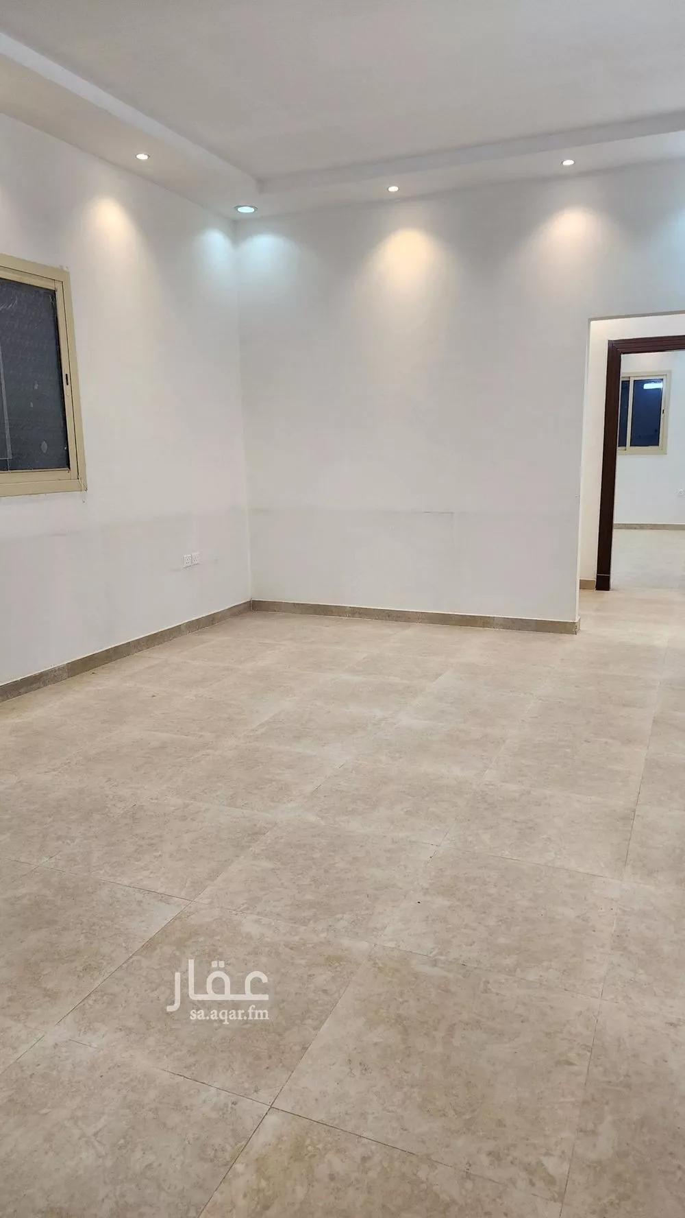 شقة 3 غرف في الملقا 5