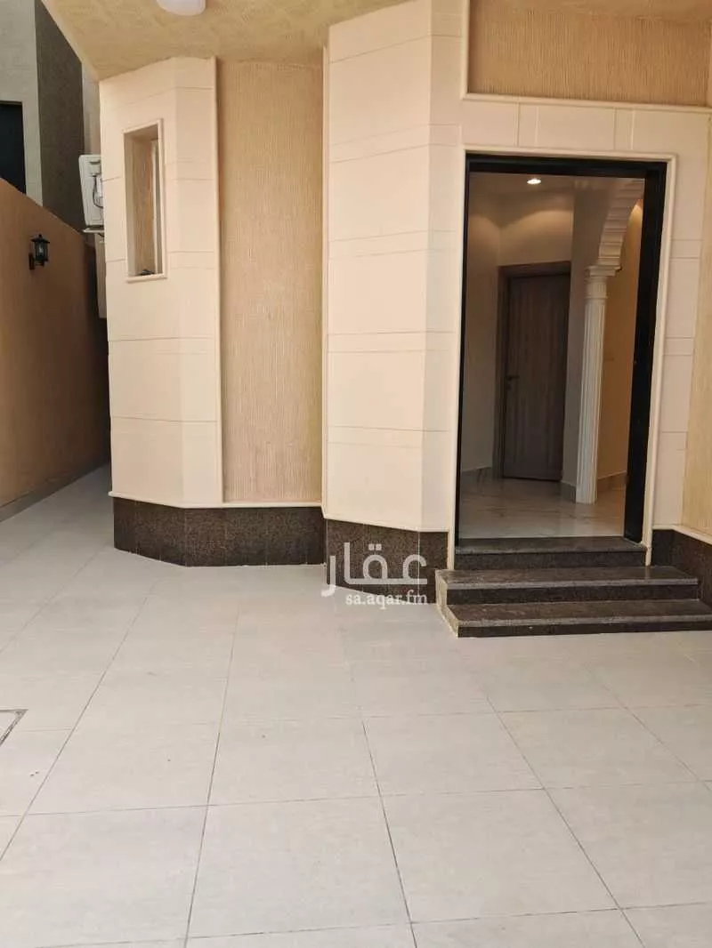 فيلا 10 غرف في العارض 4