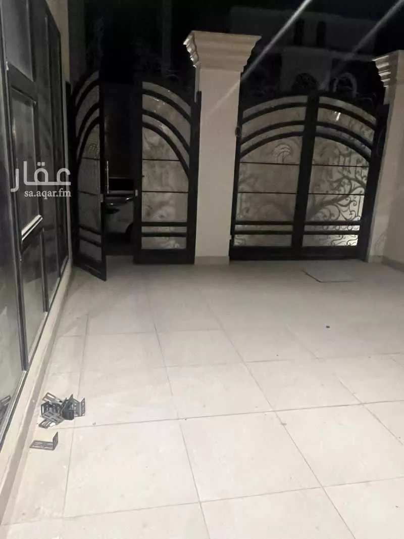 شقة 8 غرف في النرجس 3